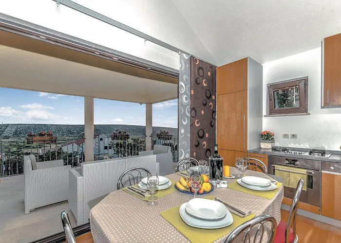 1 Bedroom Awesome In *