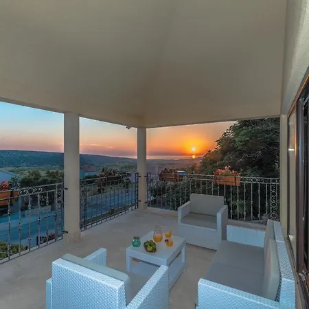 شقة 1 Bedroom Front In